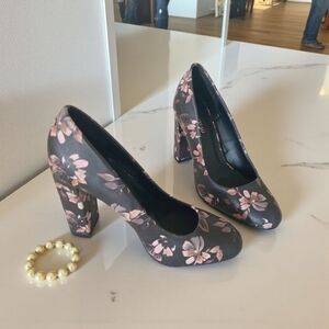 Le Chateau Black and Pink Floral Heels